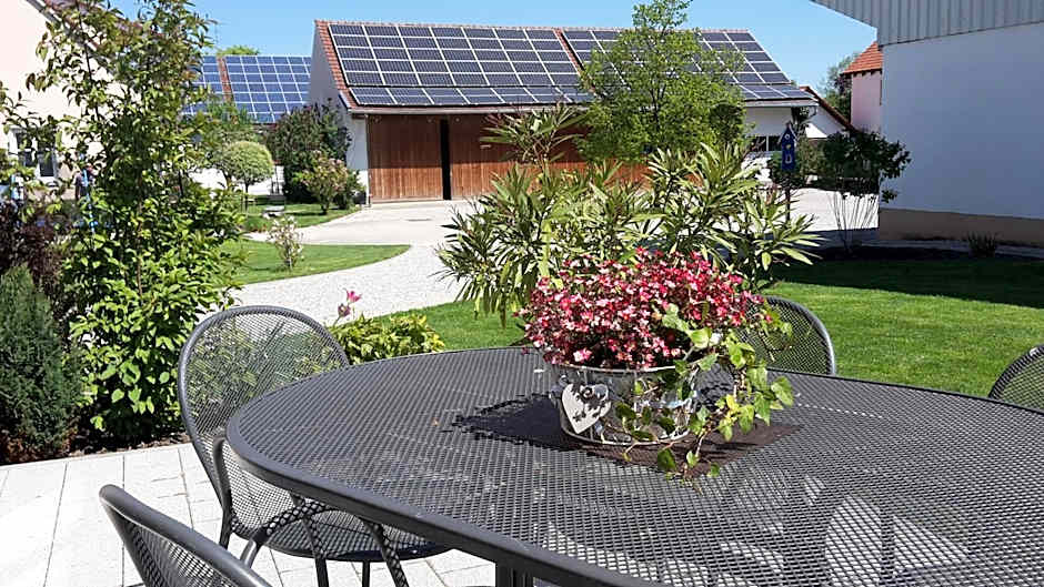 Lohauserhof - Biohof und Hotel