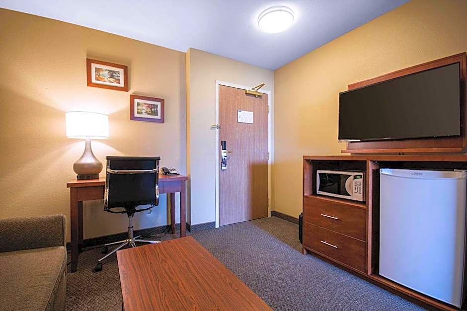 Comfort Inn & Suites