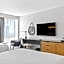 DoubleTree by Hilton New York JFK Airport