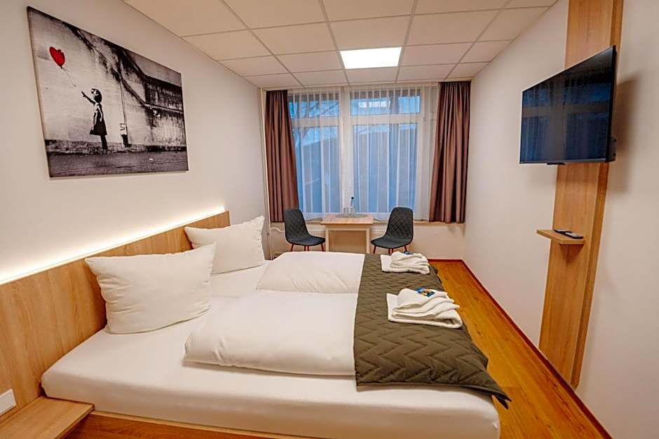 Sonnenschein Hotel & Apartments