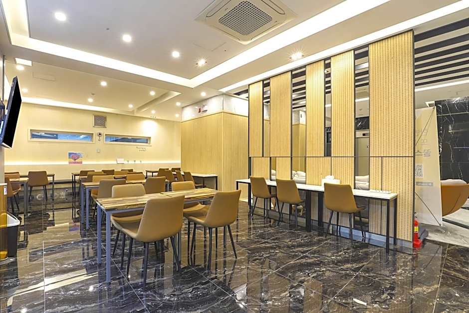 Hotel Oscar Seomunmarket