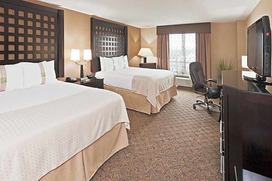 Holiday Inn Hotel & Suites Tulsa South, an IHG Hotel