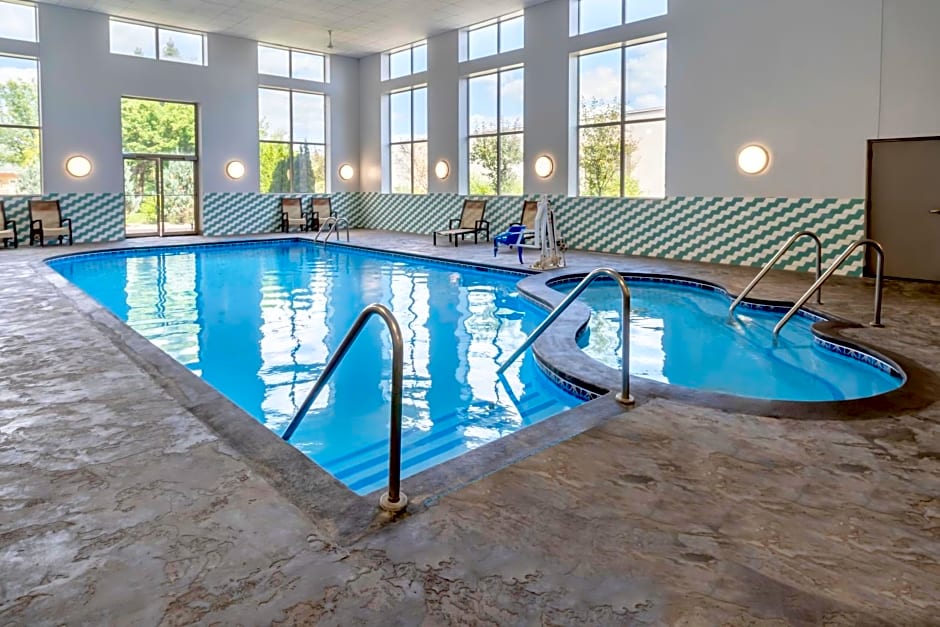 Holiday Inn Hotel And Suites Wausau-Rothschild By IHG