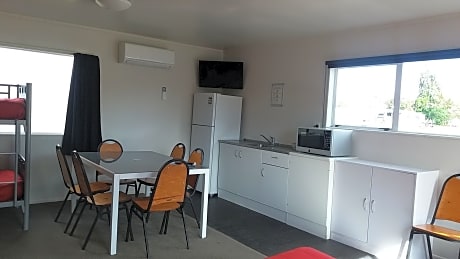 Suite with Kitchenette