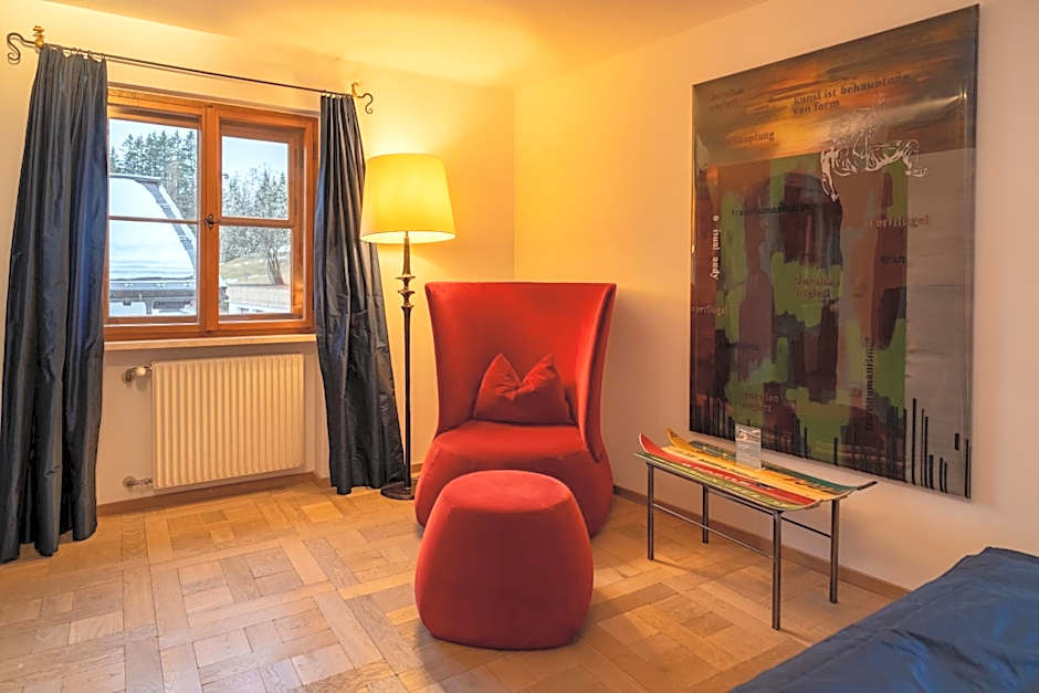 Hinterwies – Ski In / Lodge / Dine