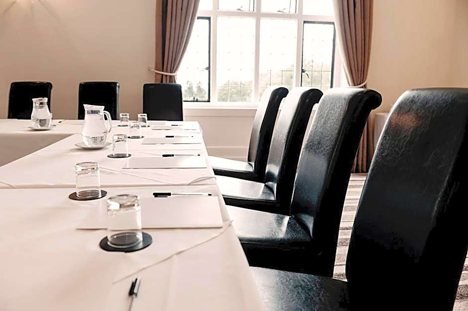 Southcrest Manor Hotel; BW Signature Collection