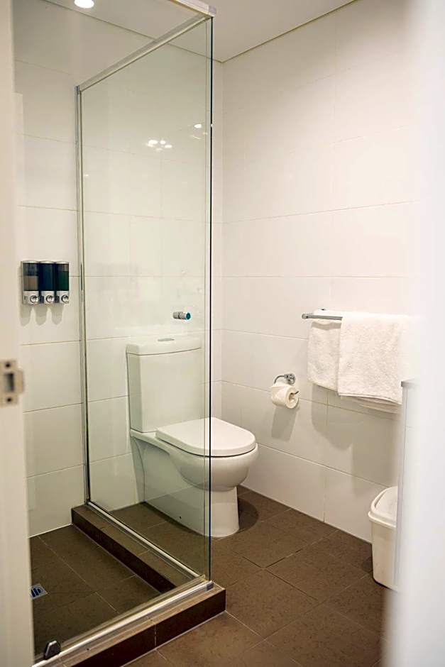 Baileys Serviced Apartments