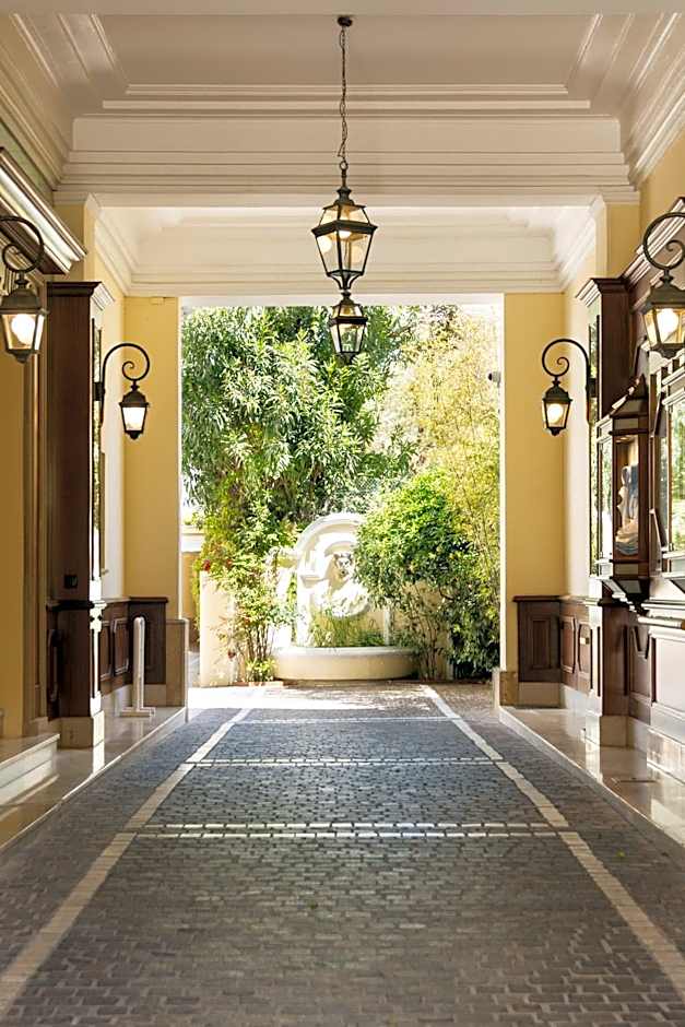 Hotel Juana