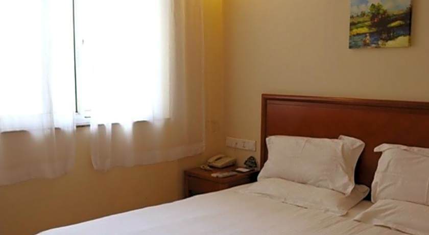 GreenTree Inn HuaiAn QingPu District Huaihainan Road Express Hotel