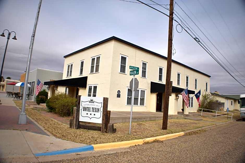 The Hotel Texan