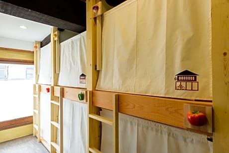 Female Dormitory (6 Pax)
