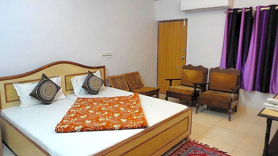 Hotel Swarajya Palace