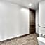 Exclusivo Inn and Suites