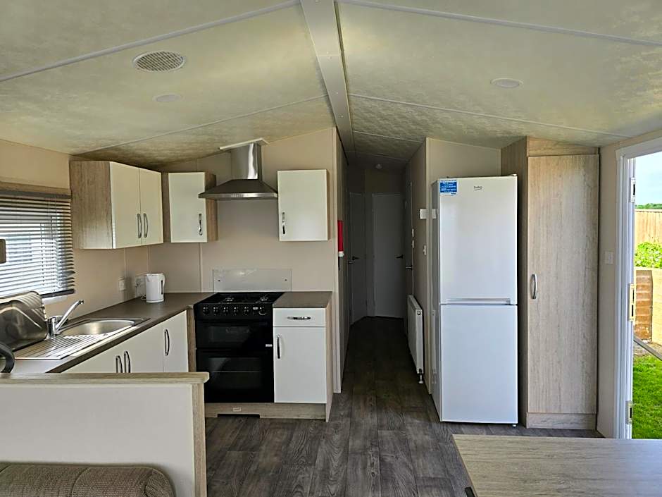 Castaways Holiday Park