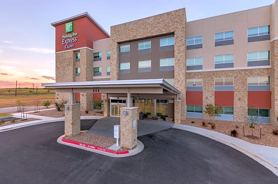 Holiday Inn Express & Suites San Marcos South By IHG