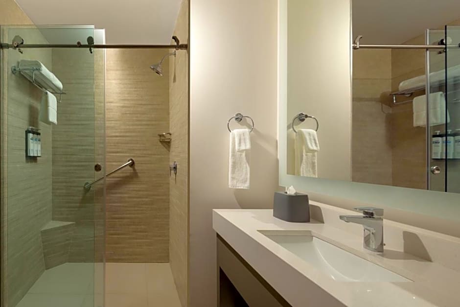Hyatt House Monterrey Valle