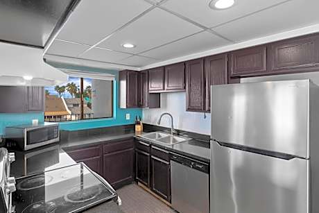 Efficiency Queen Suite with Two Queen Beds - Non Smoking