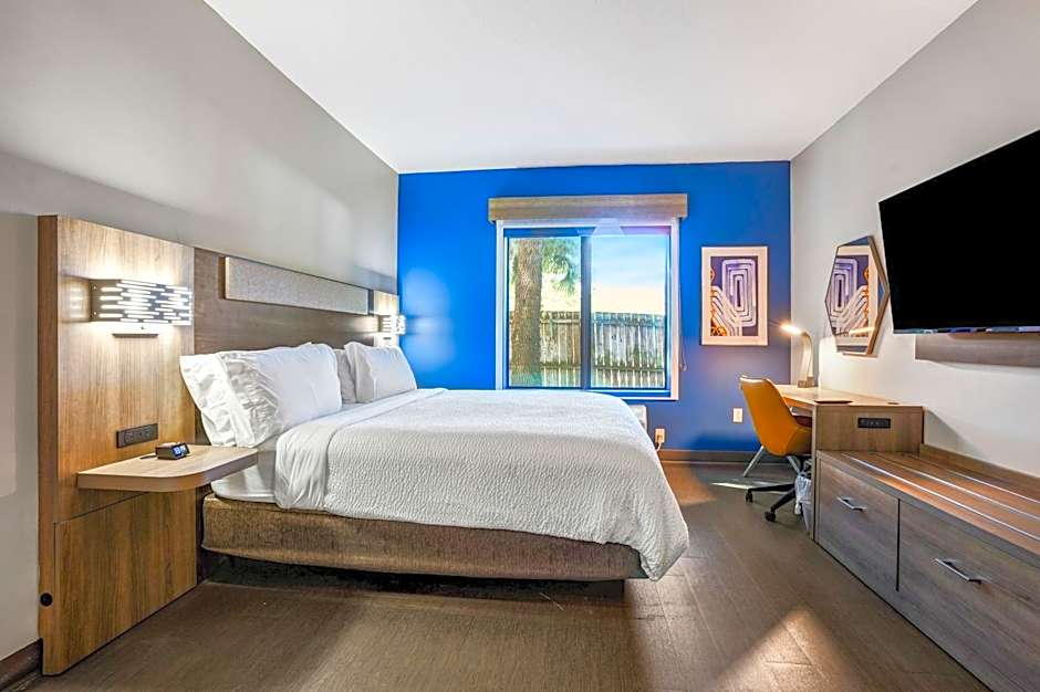 Holiday Inn Express & Suites Jacksonville - Atlantic Beach by IHG