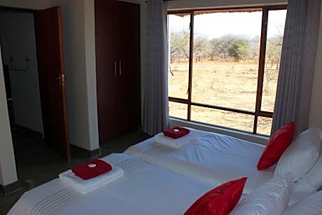 Twin Room with Private Bathroom
