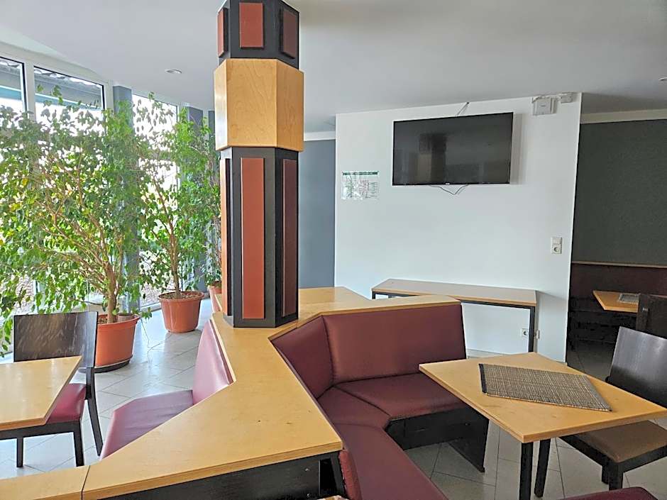 MAGNET Boardinghouse