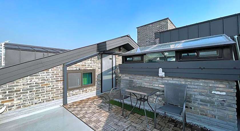 W Premium Guesthouse Incheon airport