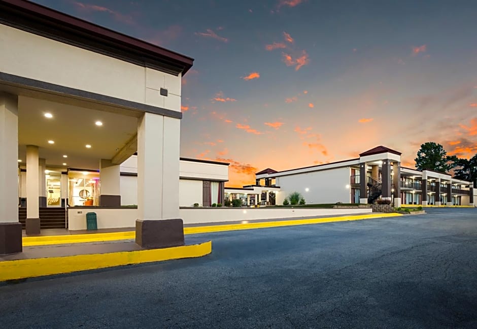 Horizon Inn & Suites