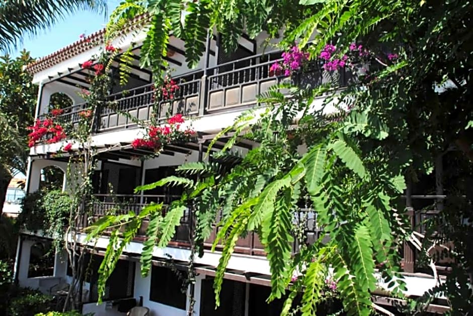 Hotel Parque Tropical