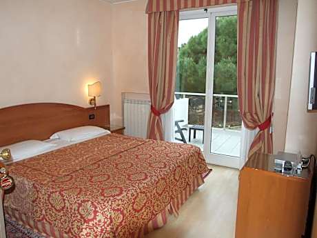Double Room with Terrace