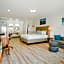 The Belmont Shore Inn
