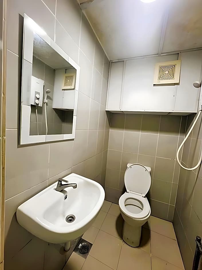 Collection O Near Taiping Mall Formerly Axis Hotel
