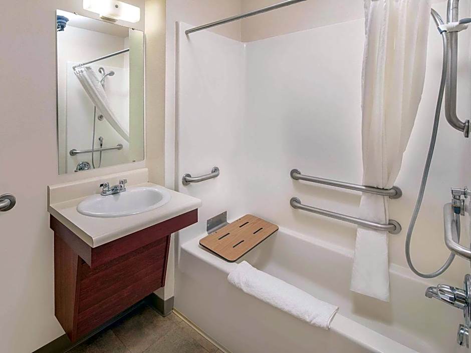 WoodSpring Suites Denton