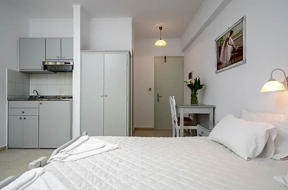 Golden Beach Studios Down Town