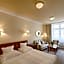 Hotel Embassy