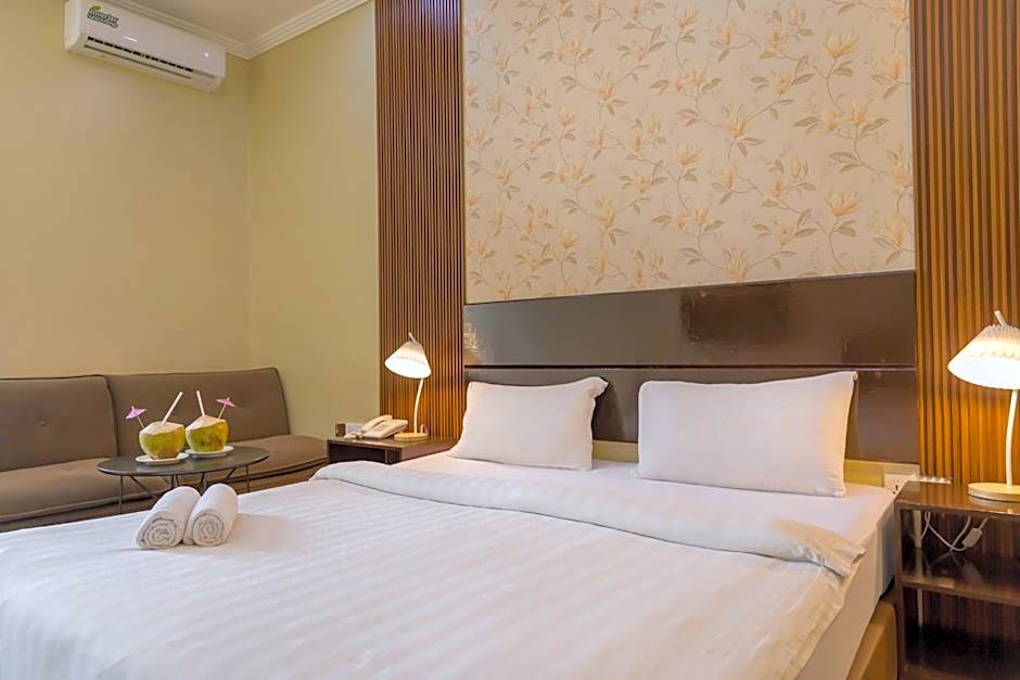 Whiteshell Island Hotel & Spa at Maafushi