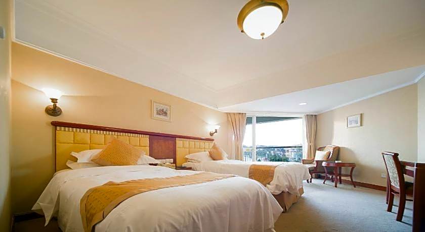 Qingdao Huiquan Dynasty Hotel