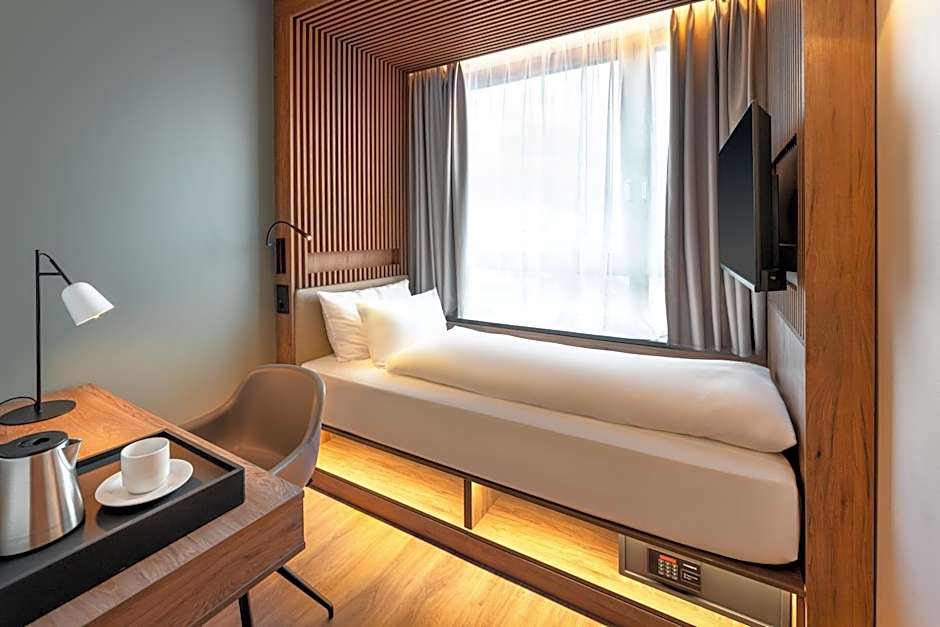 Hotel Astor Kiel by Campanile