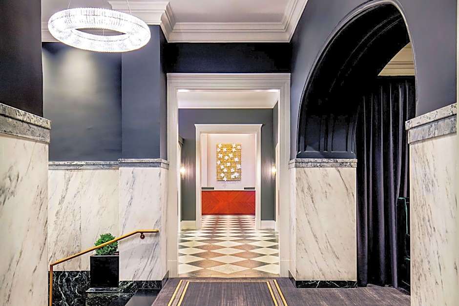 The Virginian Lynchburg, Curio Collection By Hilton