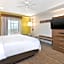 Holiday Inn Express Hotel & Suites Petoskey By IHG