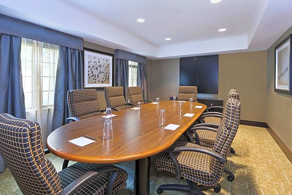 Staybridge Suites Detroit-Utica By IHG