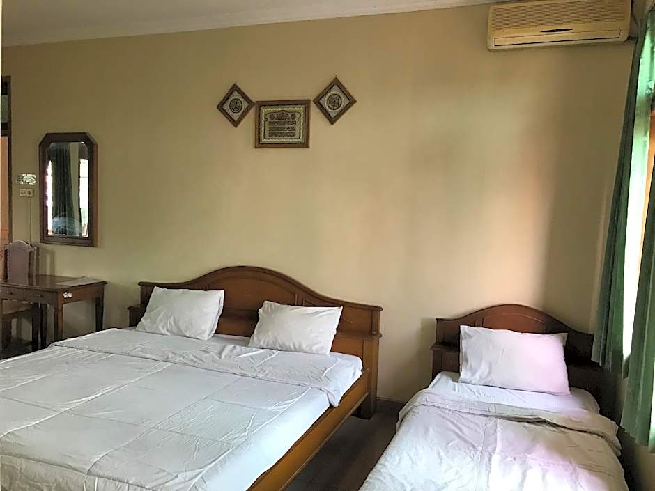 Wisma Atma Bhakti near Solo Square Mitra RedDoorz