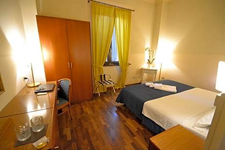 Double Room - Single Use