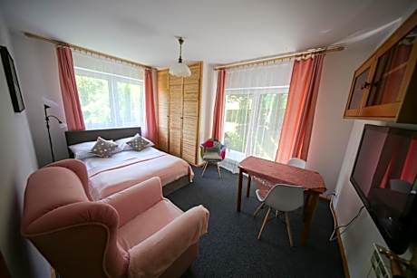 Two-Bedroom Suite