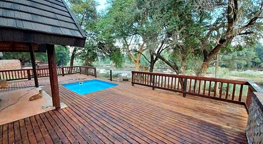 Ekuthuleni River Front Chalets