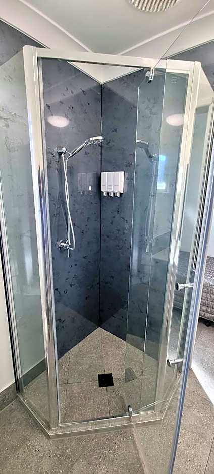 Y Motels Kingaroy