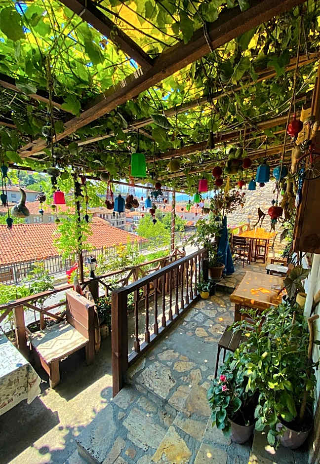 Avcıoğlu Konak Otel