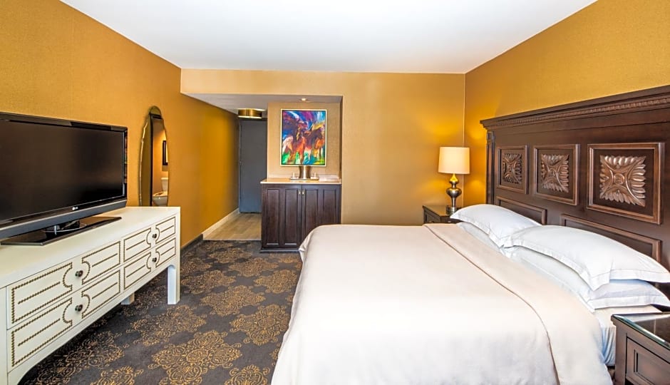 Hilton Santa Fe Historic Plaza