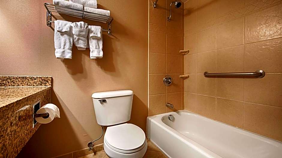 Best Western Plus Main Street Inn