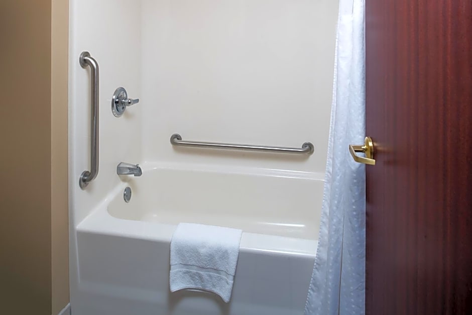 Holiday Inn Express Hotel & Suites Burlington by IHG