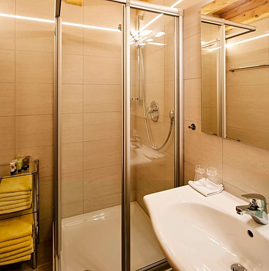 Tirolerhof - Appartementhaus