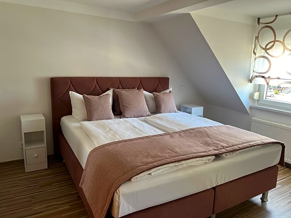 Hotel Hochwaldcafe & 4-Witz